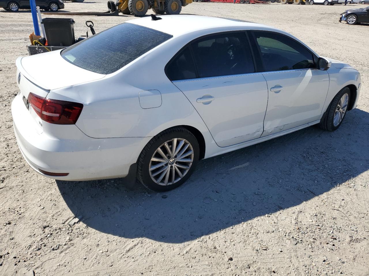 2016 Volkswagen Jetta - Image 3