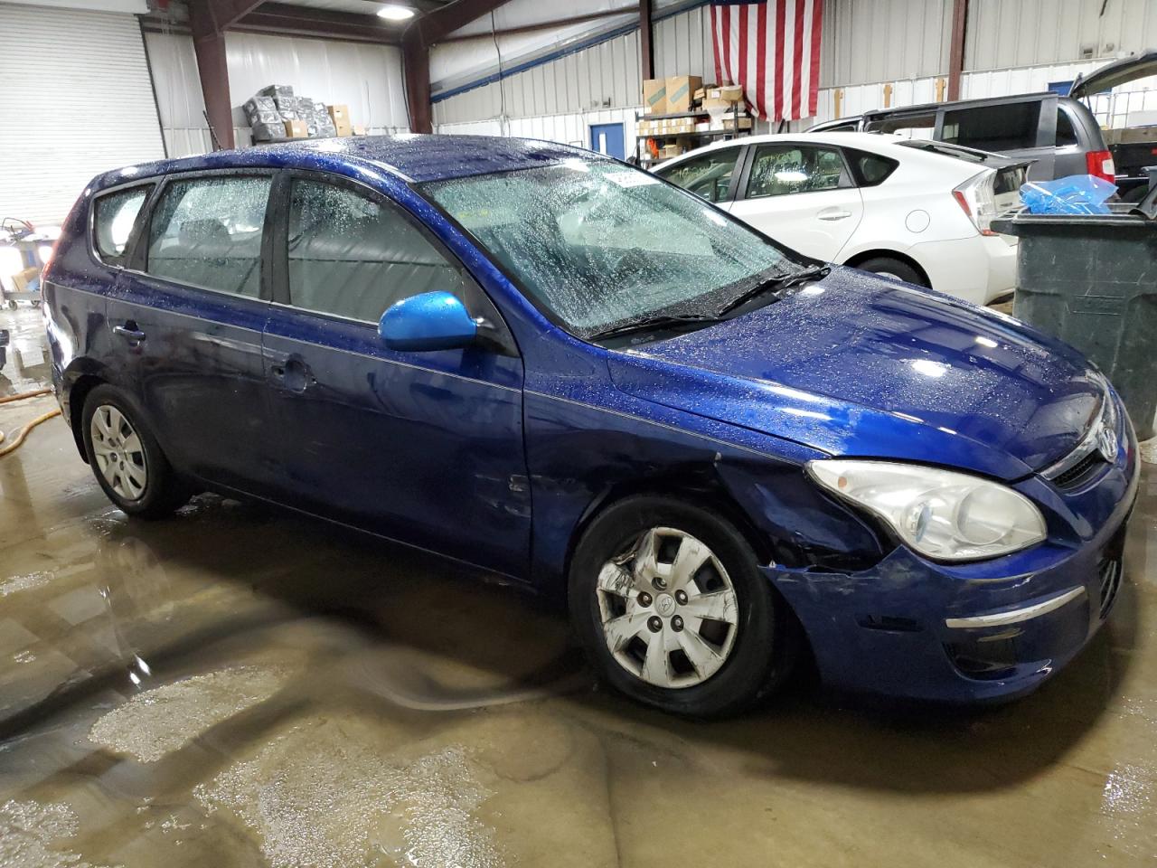 2012 Hyundai Elantra - Image 4
