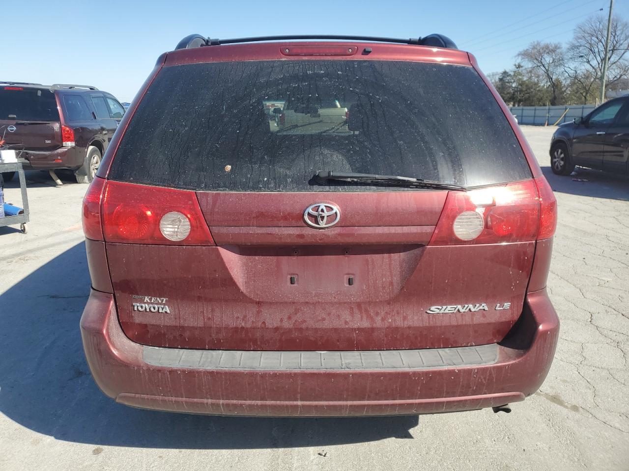 2009 Toyota Sienna - Image 6