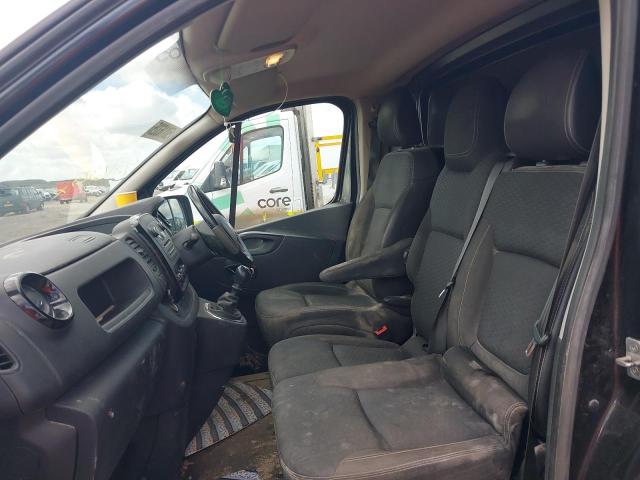 2018 VAUXHALL VIVARO 290