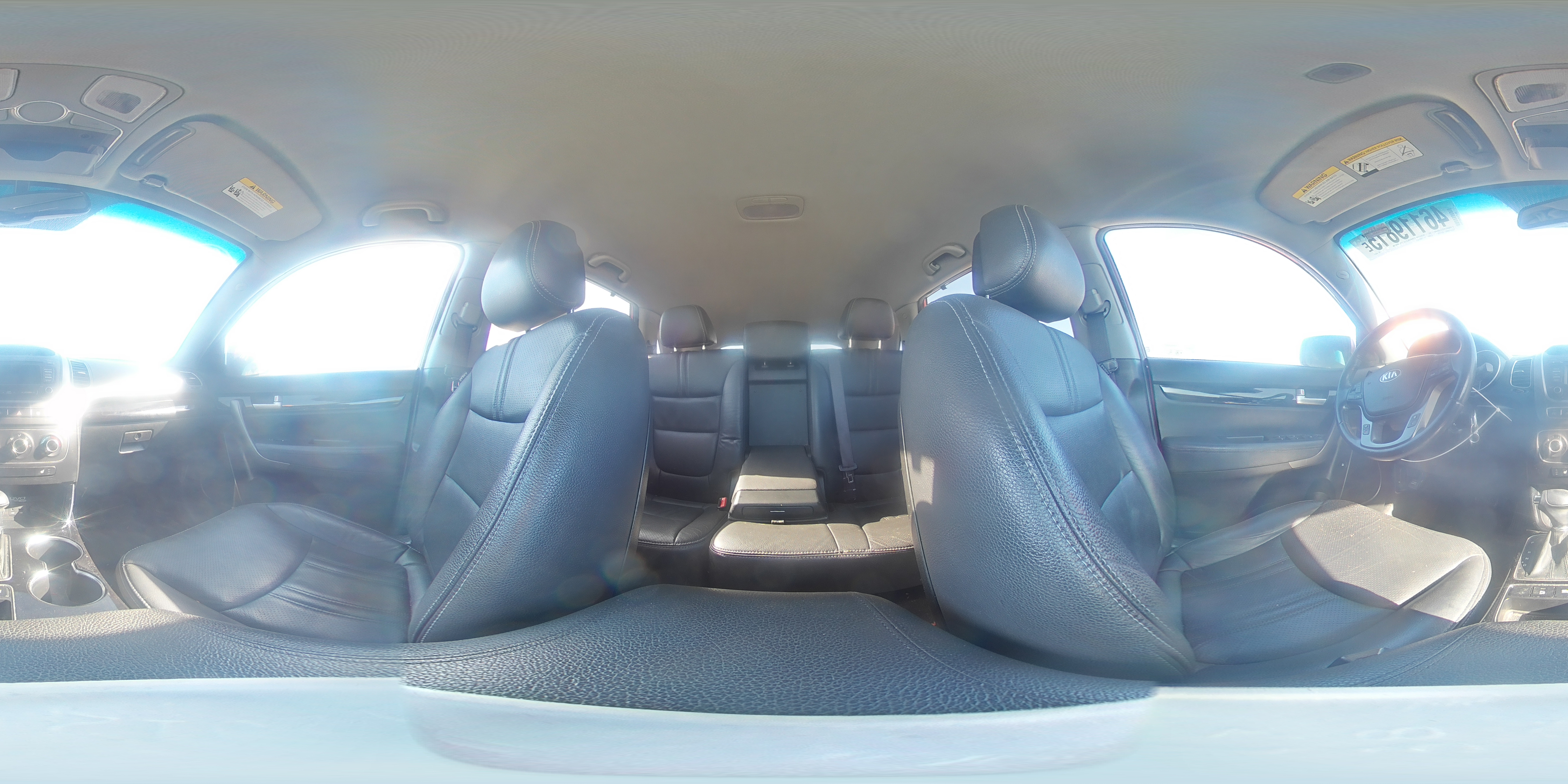 2015 Kia Sorento - Image 13