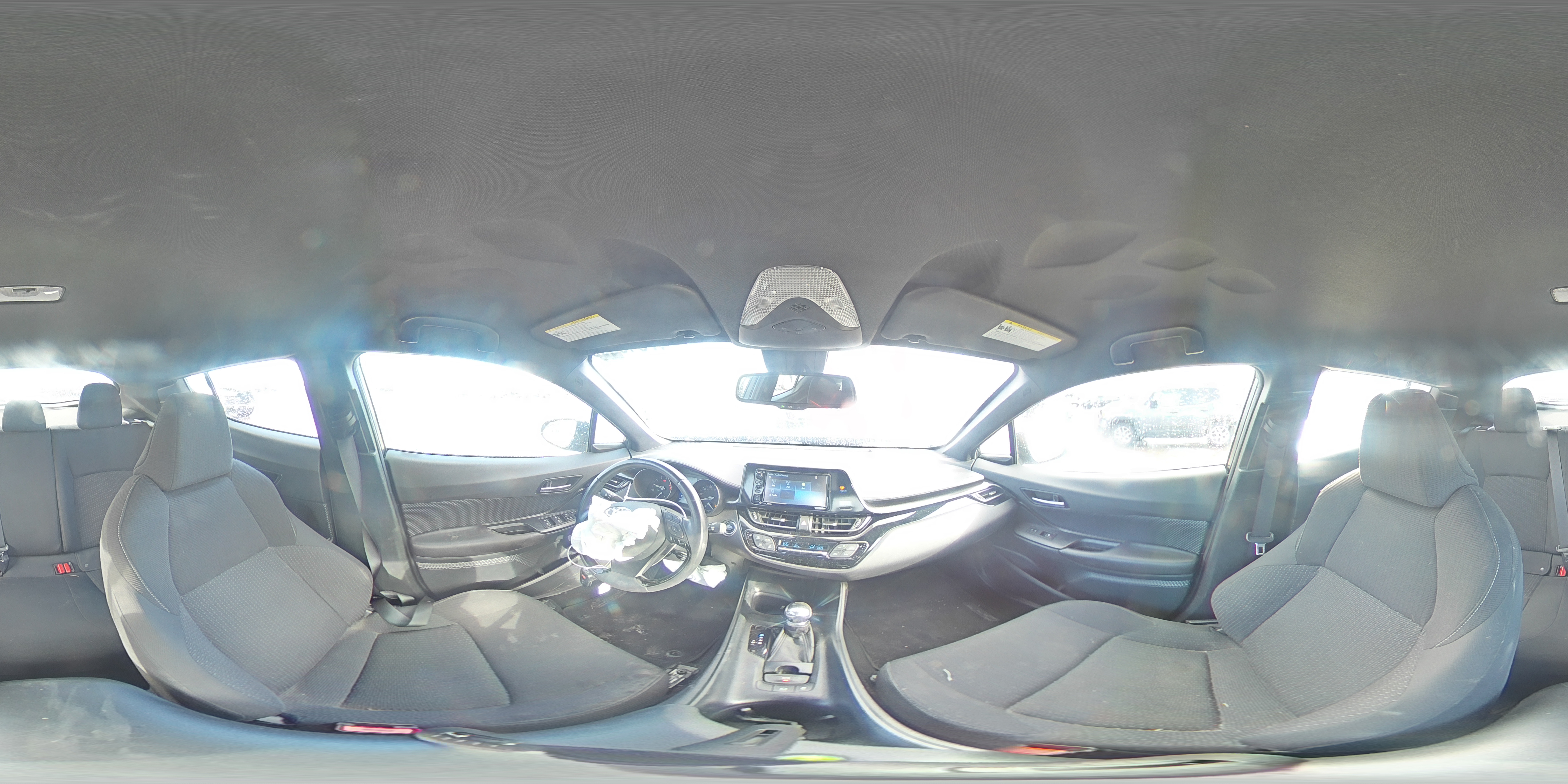 2018 Toyota C-HR - Image 13