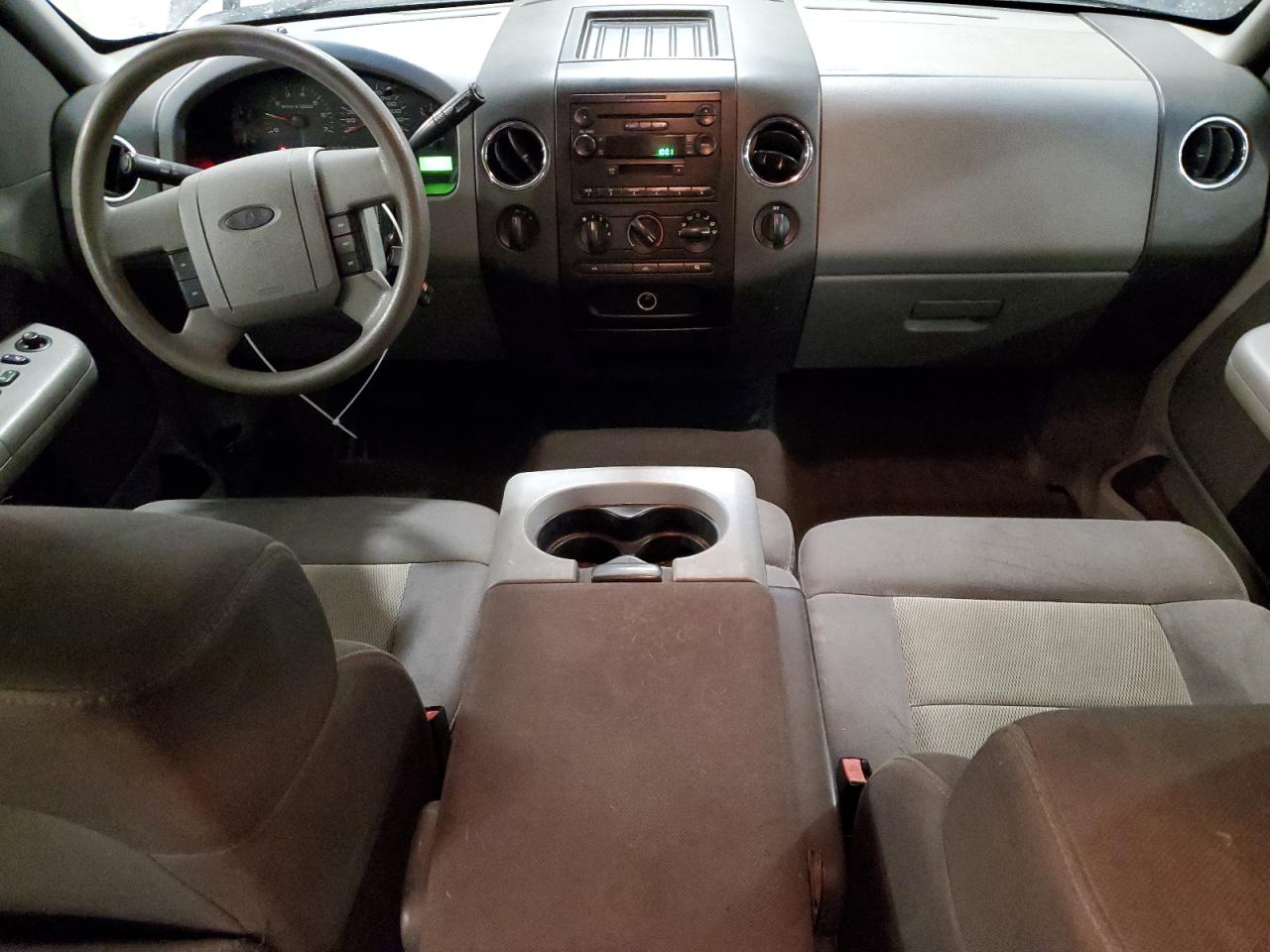 2004 Ford F-150 - Image 8