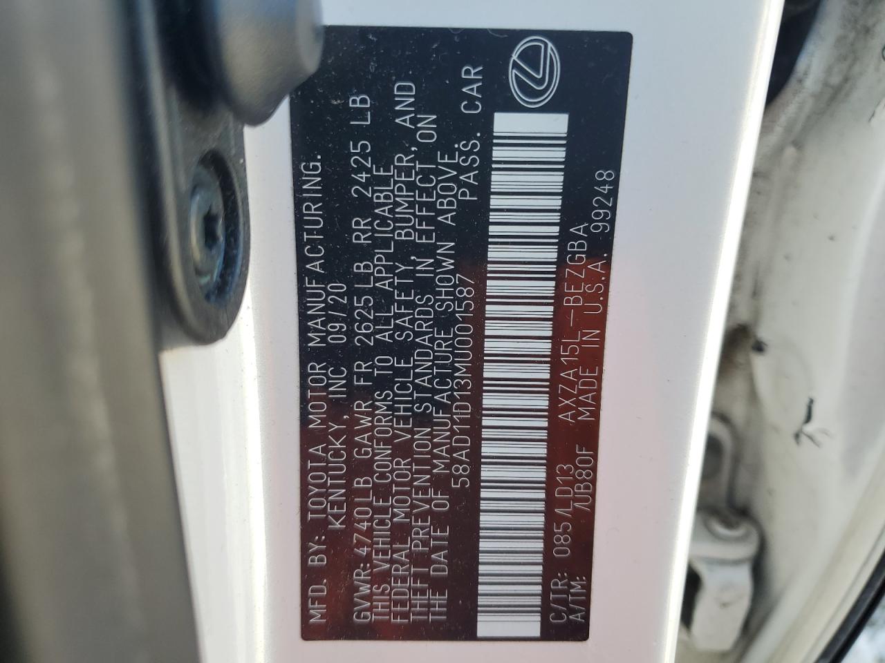 2021 Lexus ES - Image 13
