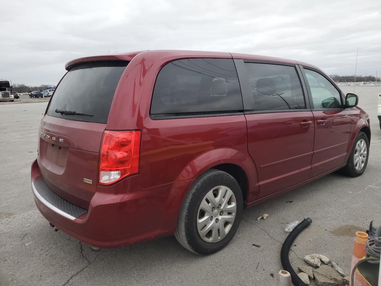 2016 Dodge Caravan - Image 3