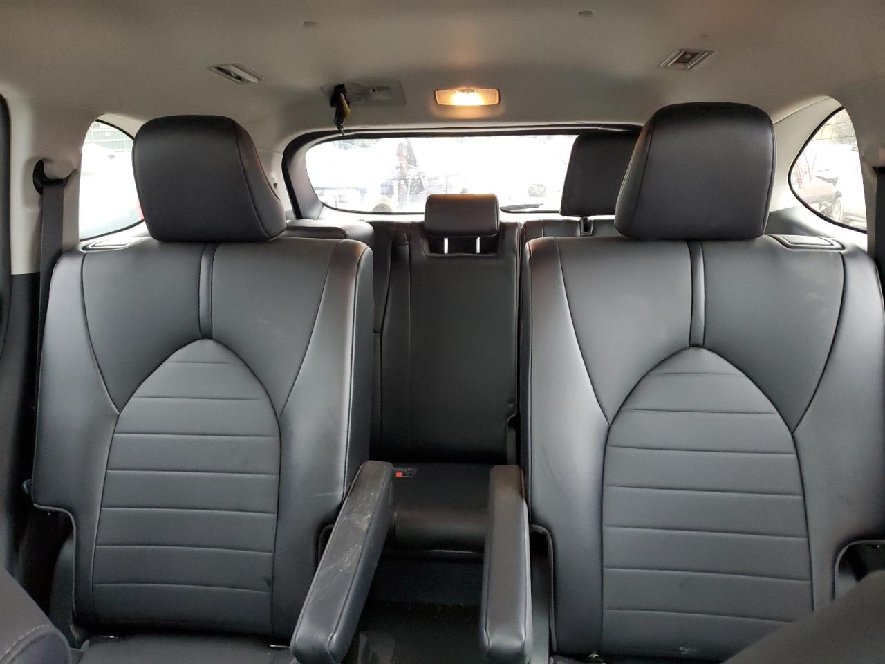 2021 Toyota Highlander - Image 10