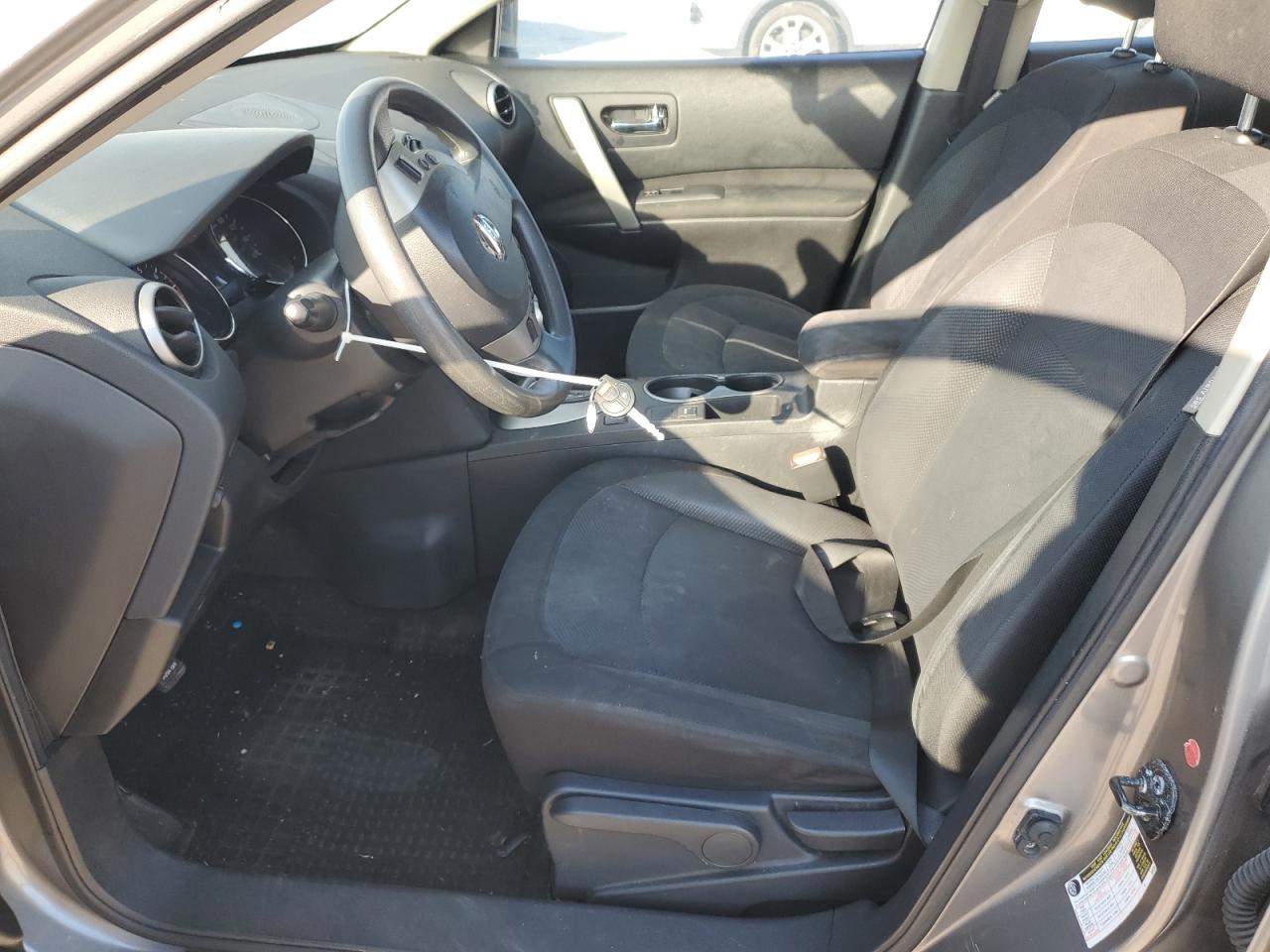 2014 Nissan Rogue - Image 7