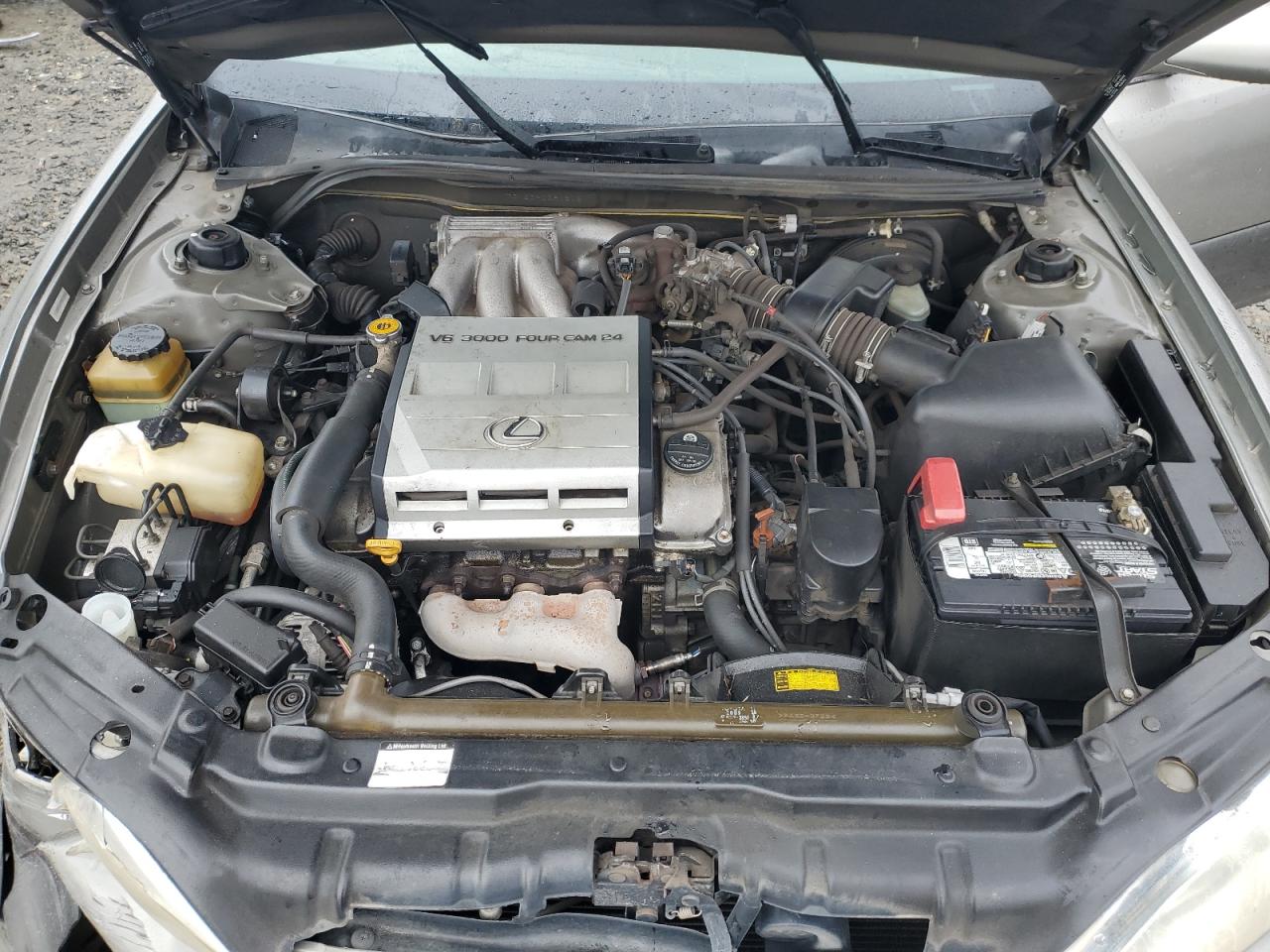 1997 Lexus ES - Image 11