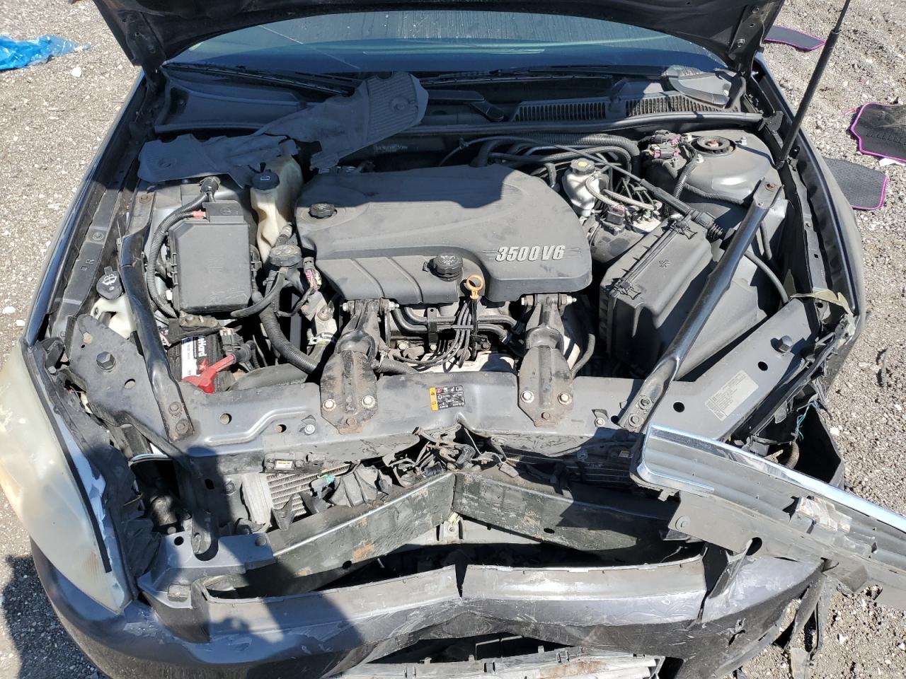 2011 Chevrolet Impala - Image 12