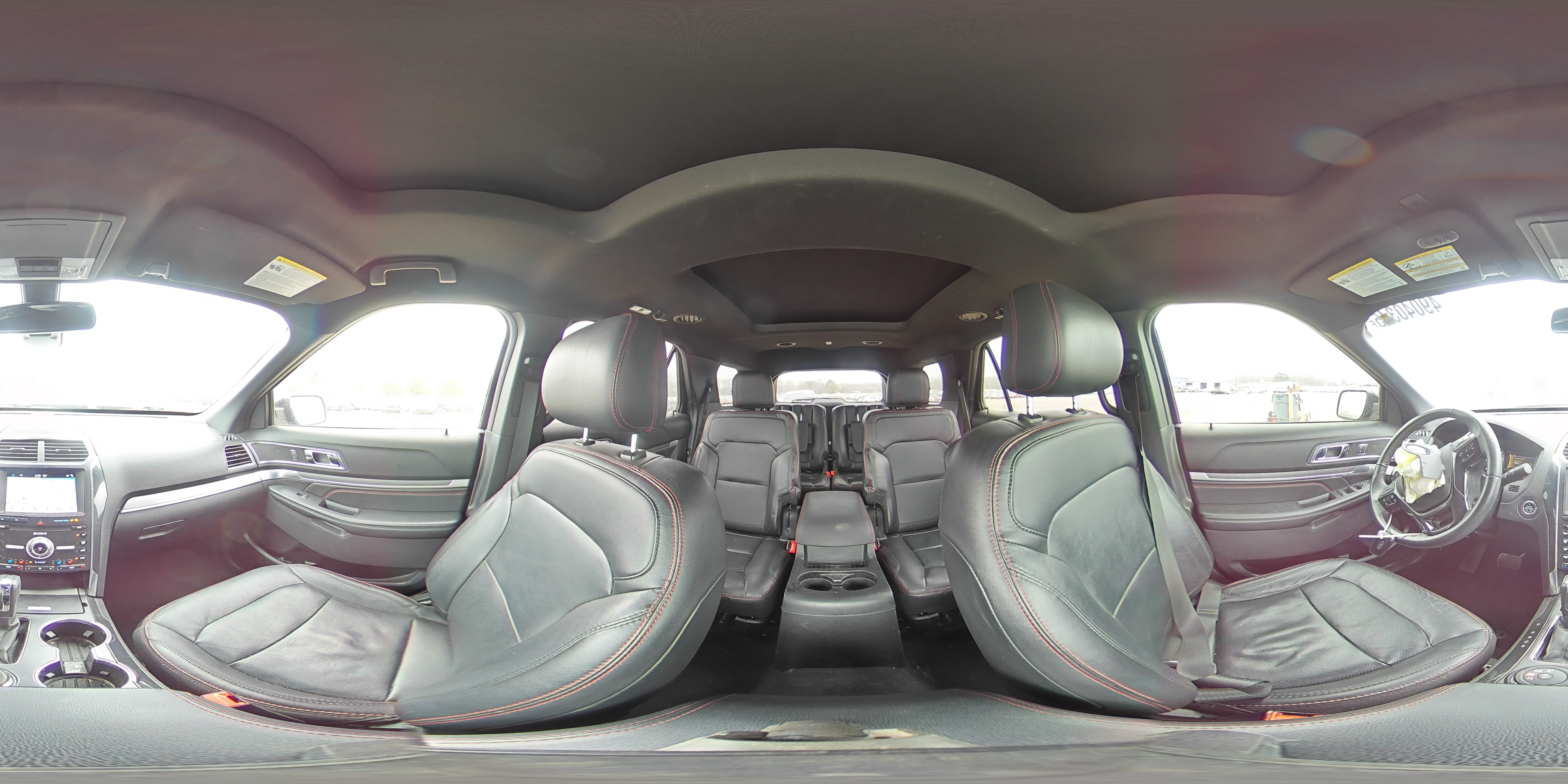 2019 Ford Explorer - Image 14