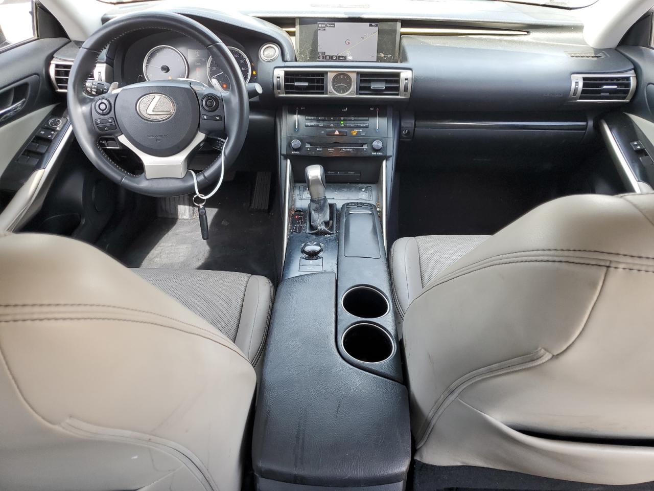 2014 Lexus IS - Image 8