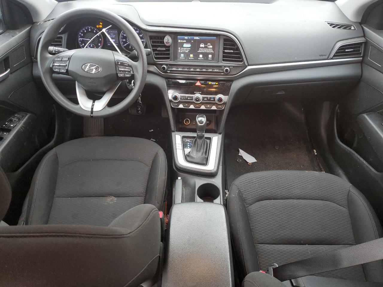2020 Hyundai Elantra - Image 8
