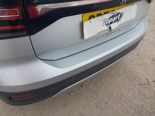 2021 VOLKSWAGEN T-CROSS SE