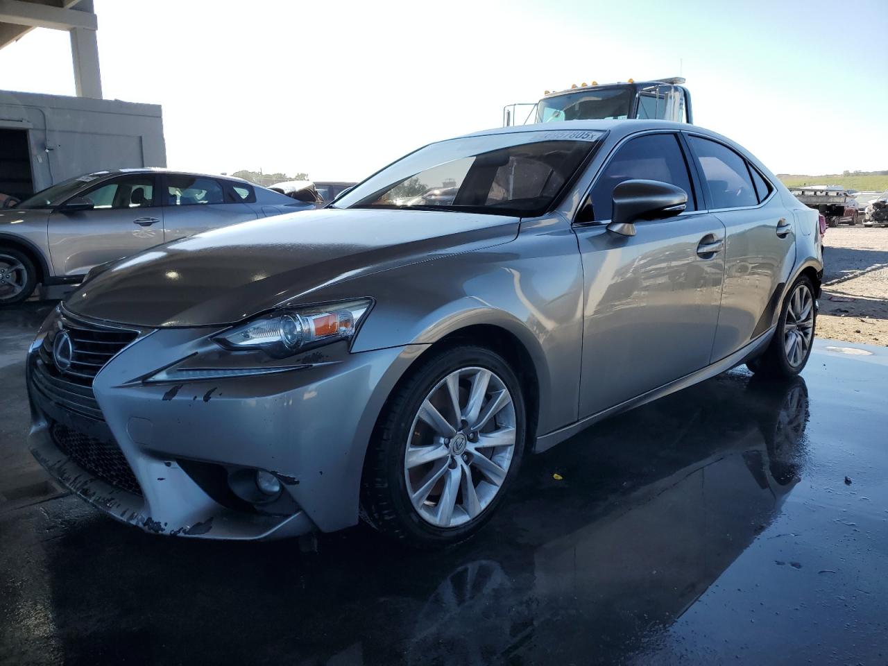 2016 Lexus IS - Image 1