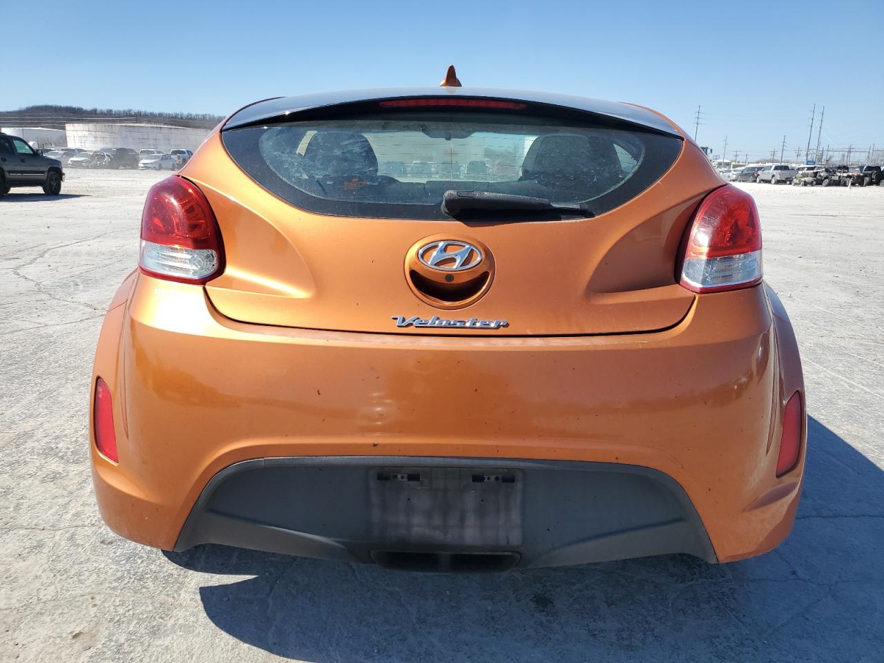 2015 Hyundai Veloster - Image 6