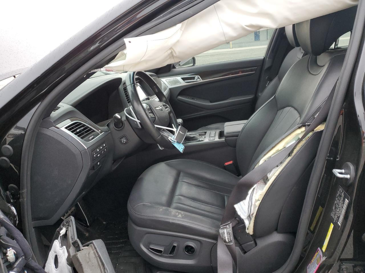 2019 Genesis G80 - Image 7