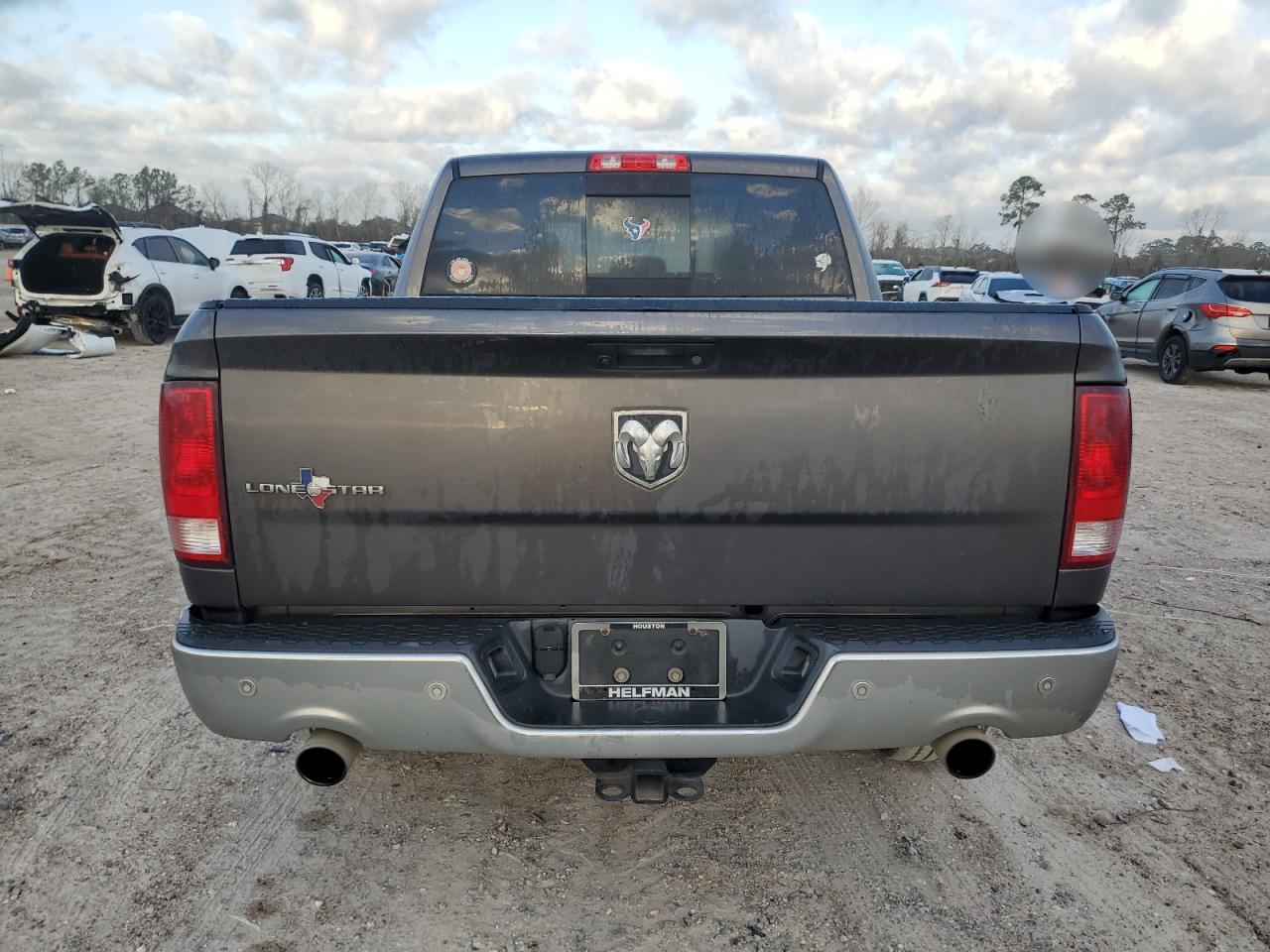 2017 RAM 1500 - Image 6