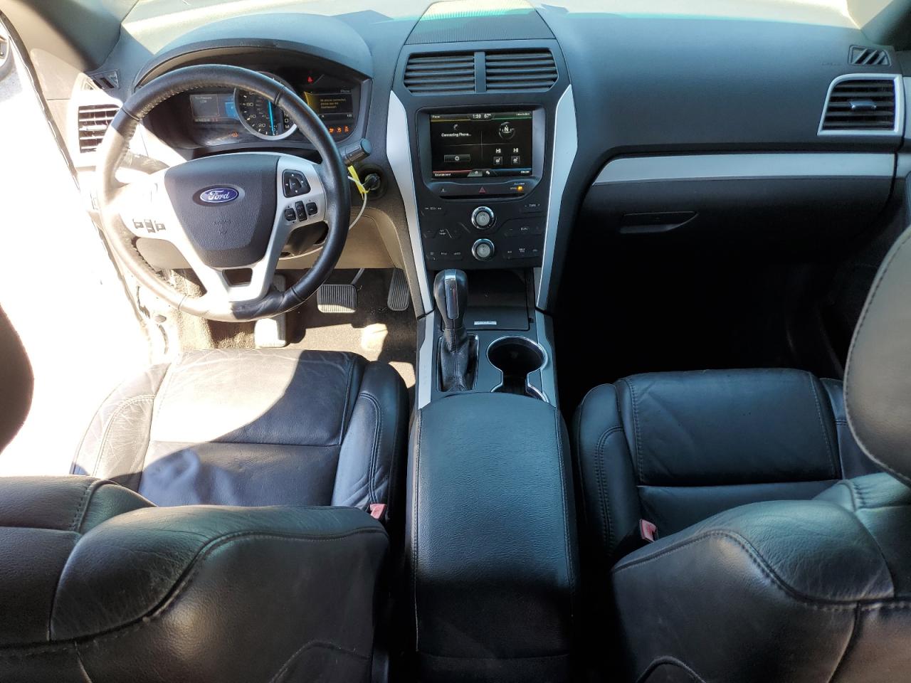 2015 Ford Explorer - Image 8