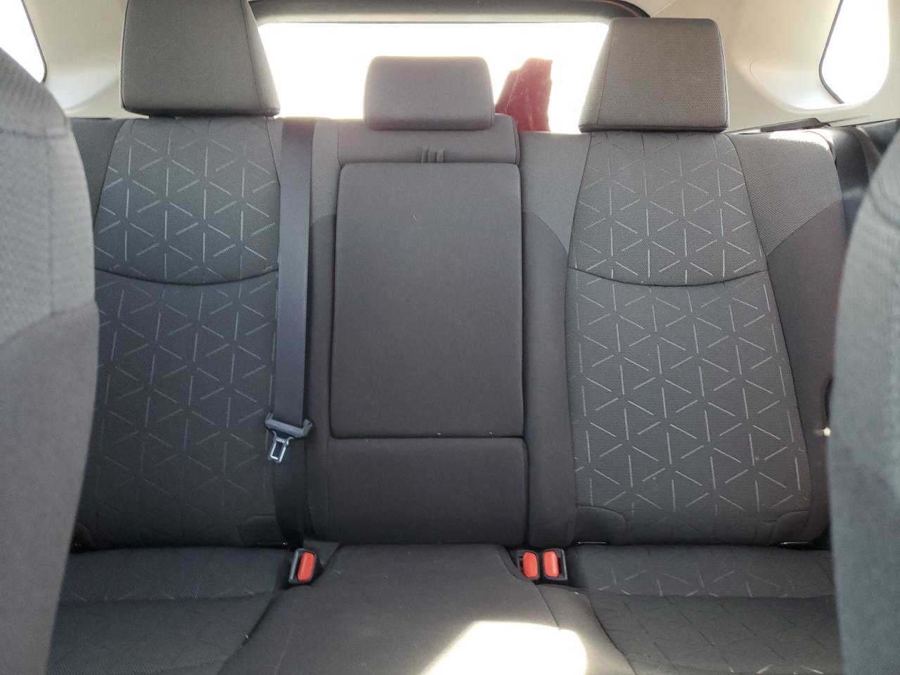 2t3w1rfv0mw175011 2T3W1RFV0MW175011 2021 Toyota Rav4 Xle