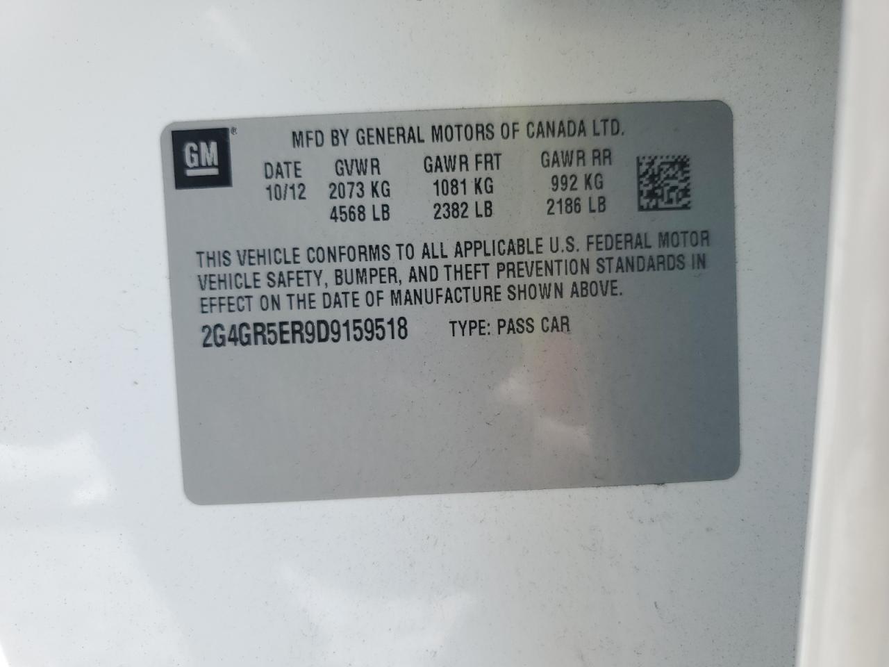 2013 Buick Regal - Image 12
