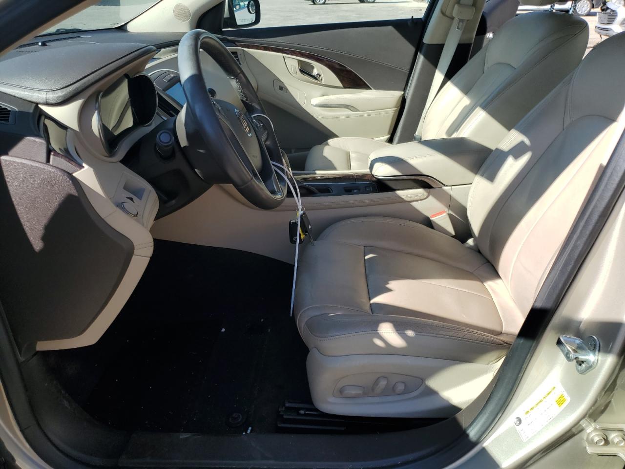 2014 Buick LaCrosse - Image 7