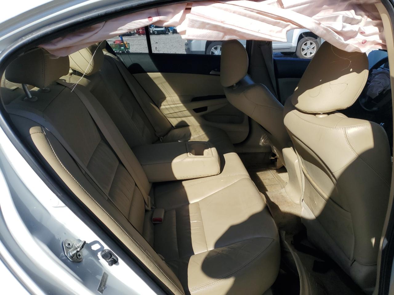 2011 Honda Accord - Image 11