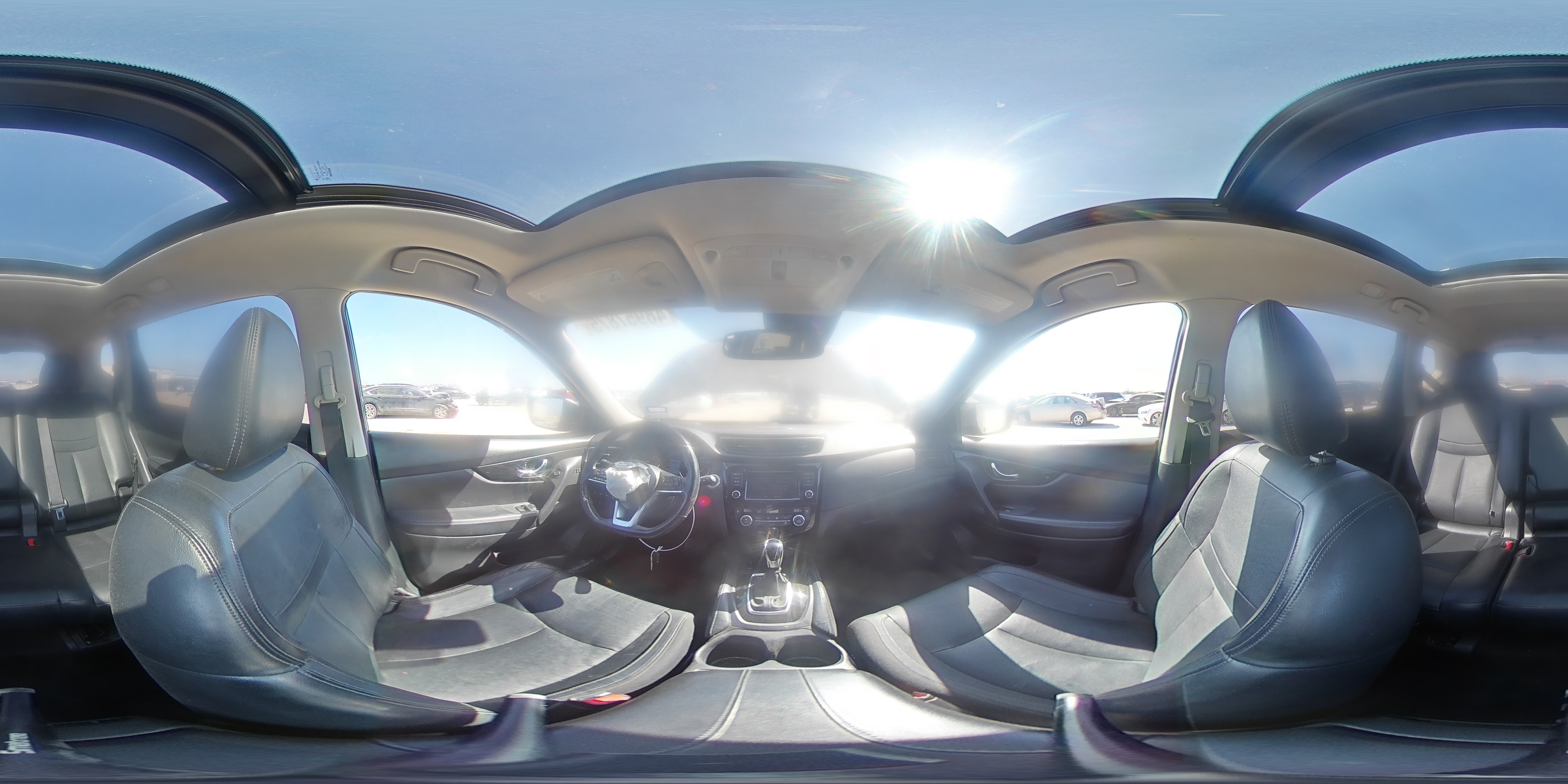 2018 Nissan Rogue - Image 13