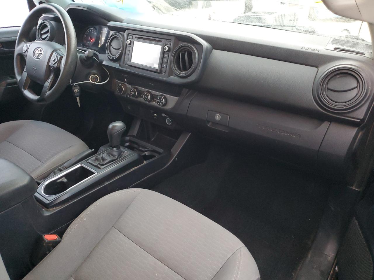 2019 Toyota Tacoma - Image 8