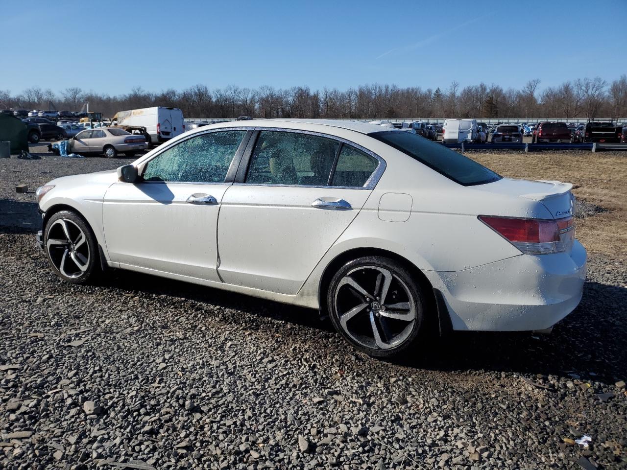 2011 Honda Accord - Image 2