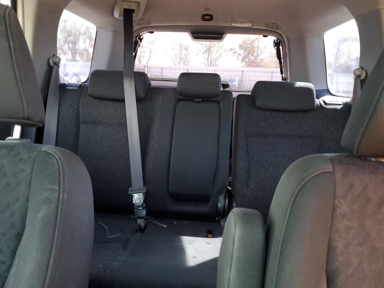 2005 Honda CR-V - Image 10