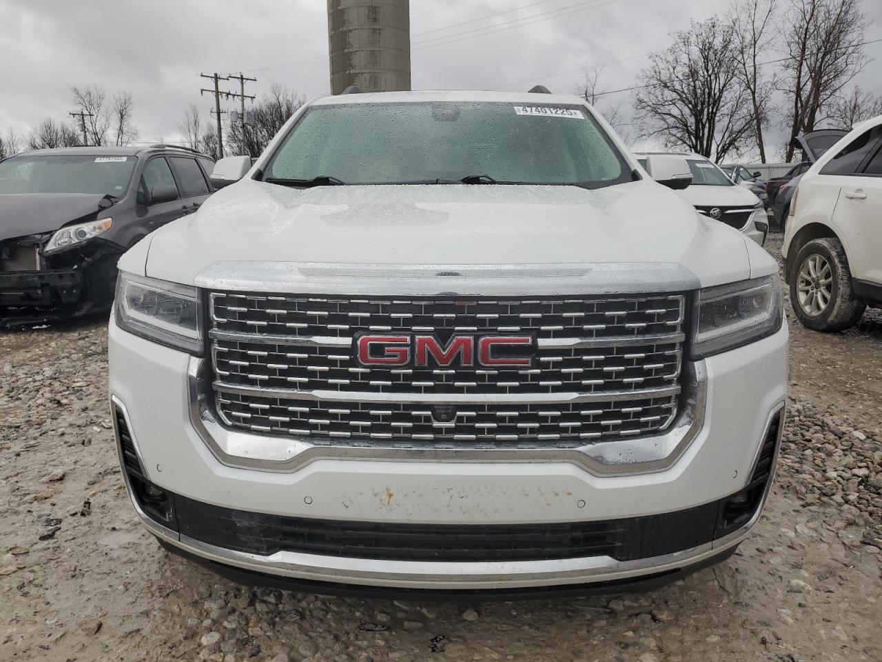 2020 GMC Acadia - Image 5