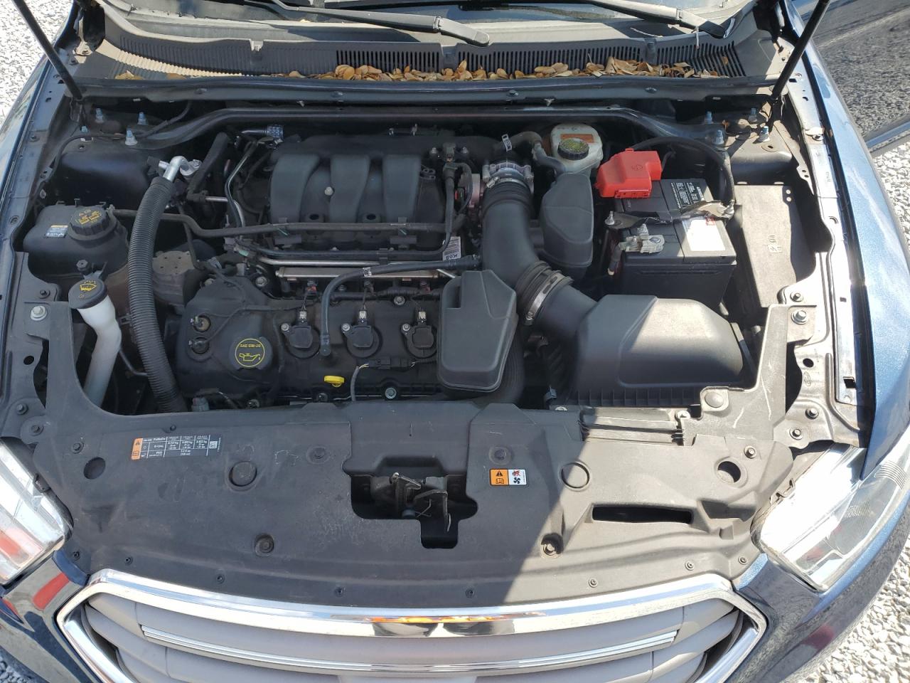 2016 Ford Taurus - Image 12