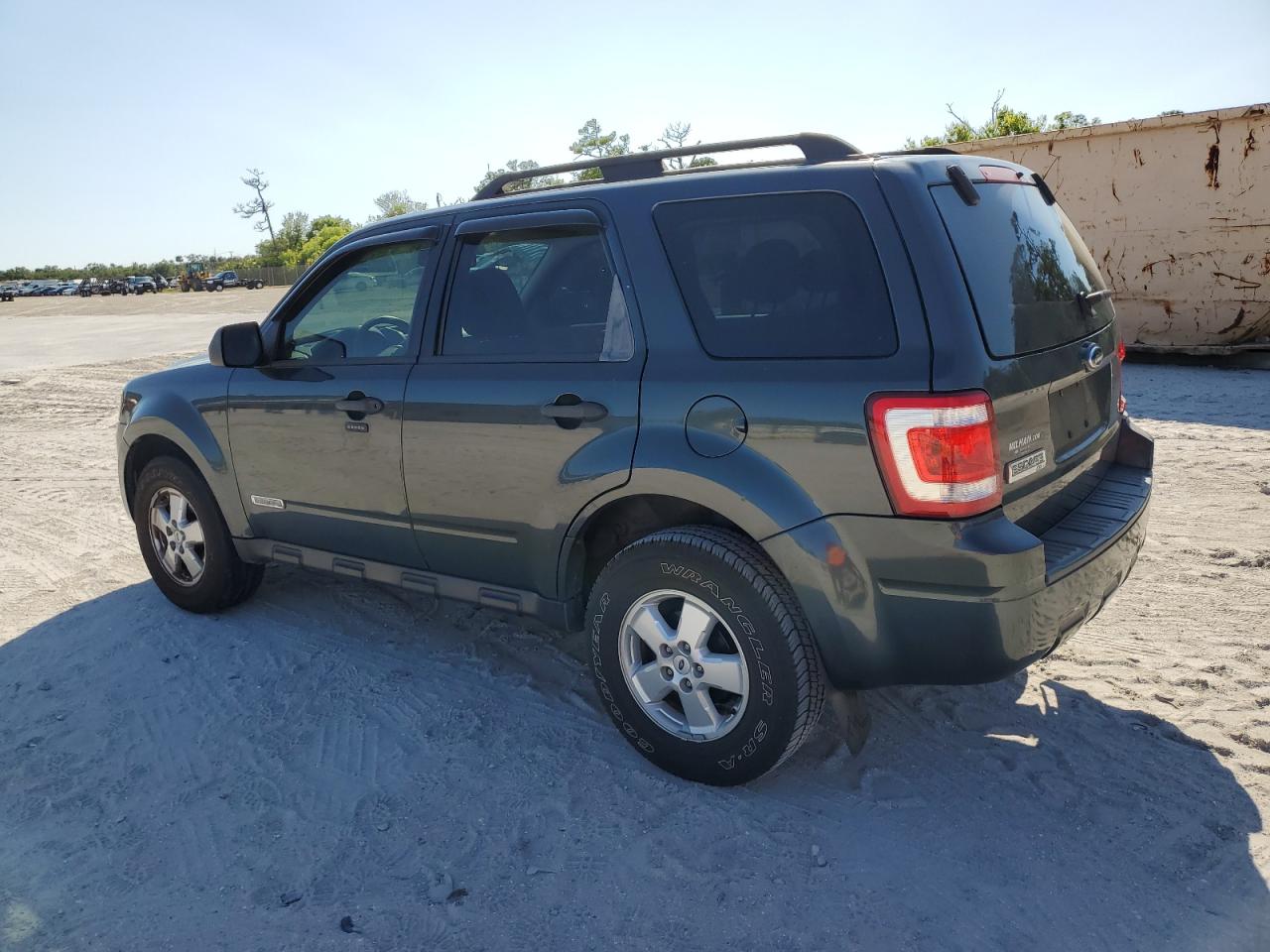 2008 Ford Escape - Image 2