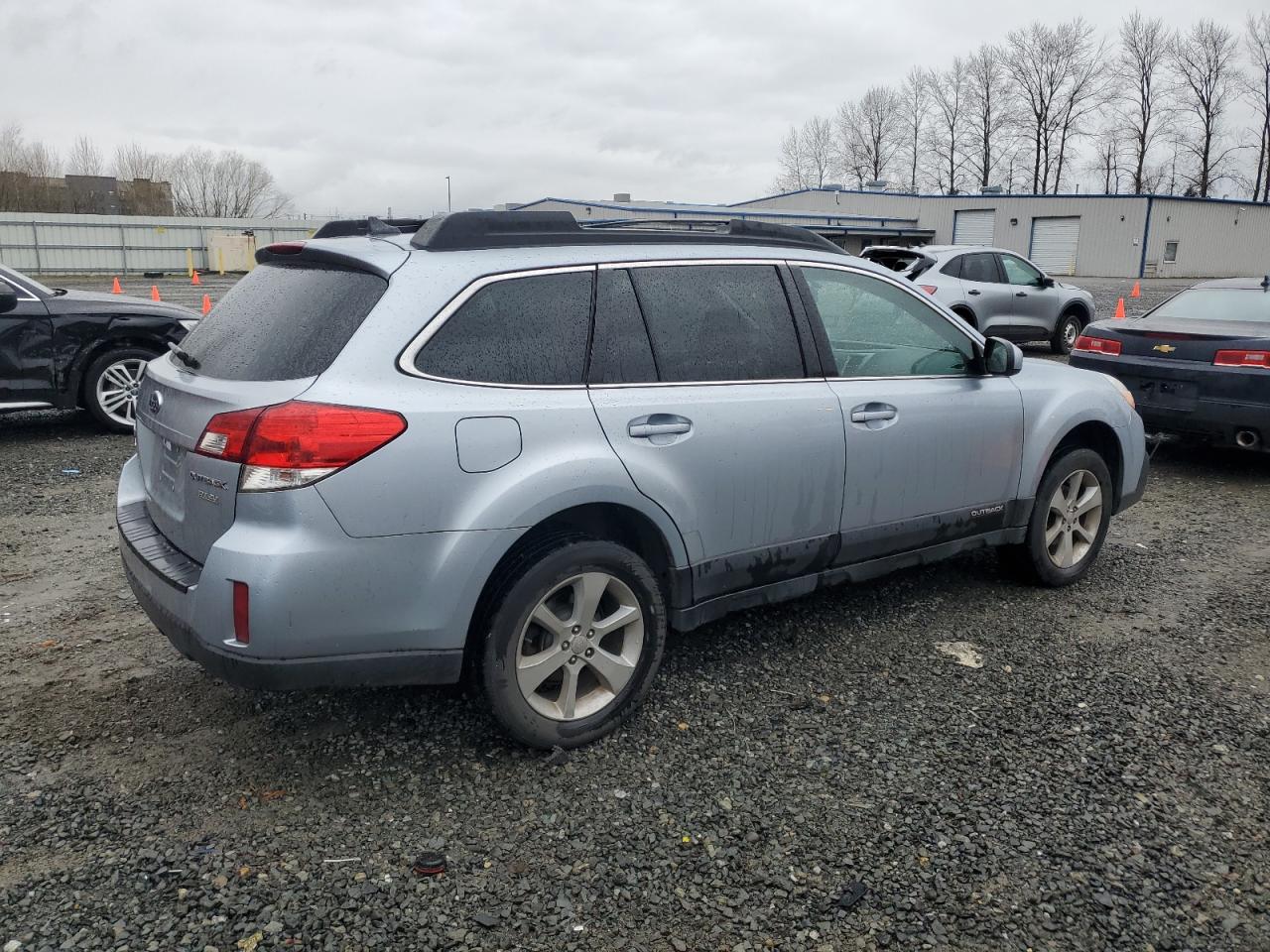 2014 Subaru Outback - Image 3