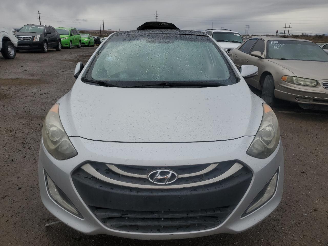 2014 Hyundai Elantra - Image 5