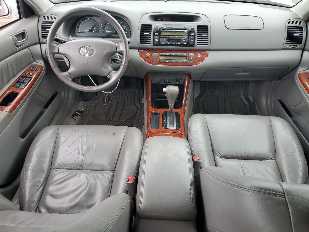 2002 Toyota Camry - Image 8