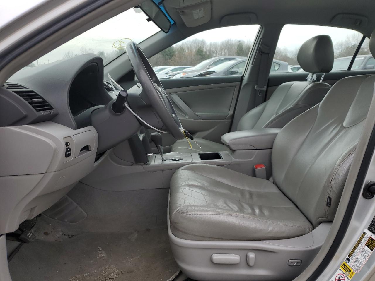 2009 Toyota Camry - Image 7
