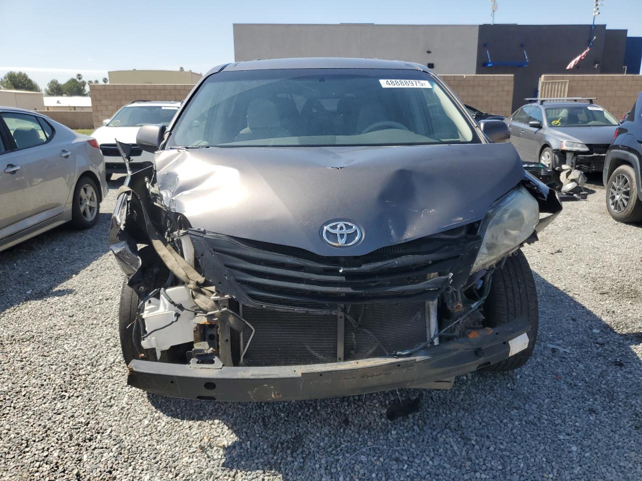 2013 Toyota Sienna - Image 5