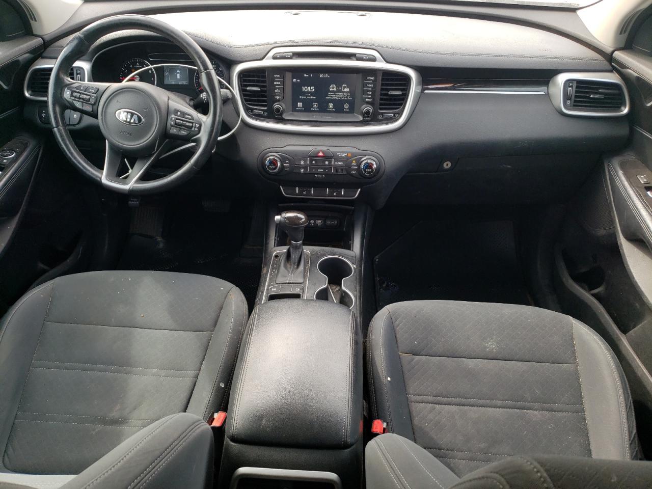 2017 Kia Sorento - Image 8