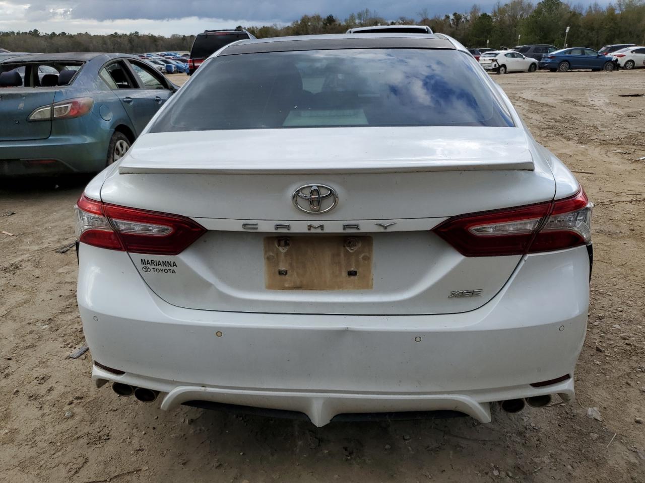 2018 Toyota Camry - Image 6