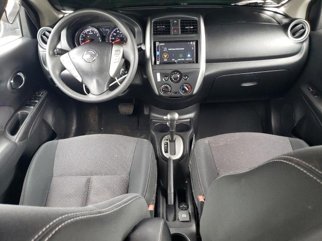 Седаны NISSAN VERSA 2016 Серый
