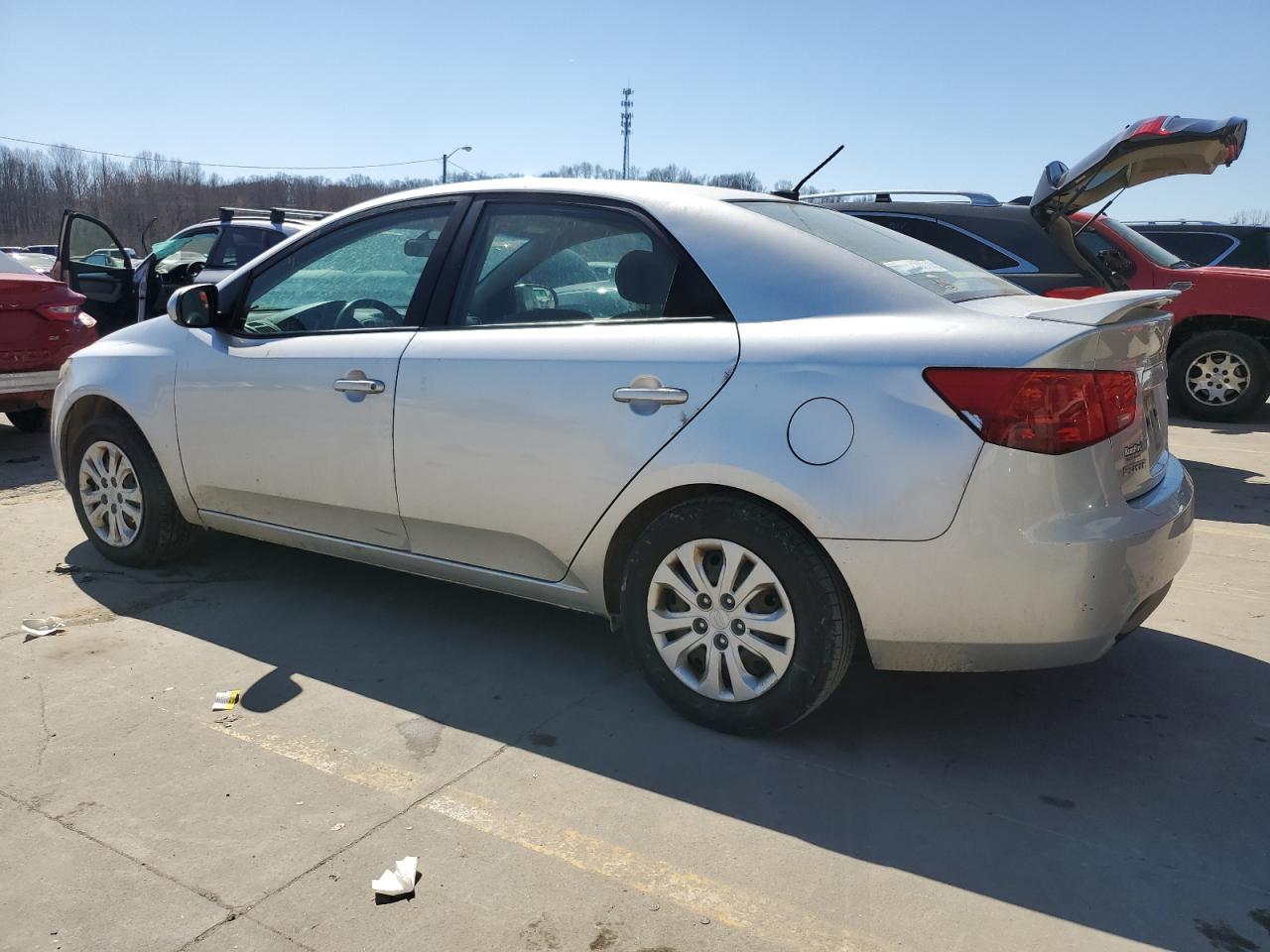 2011 Kia Forte - Image 2