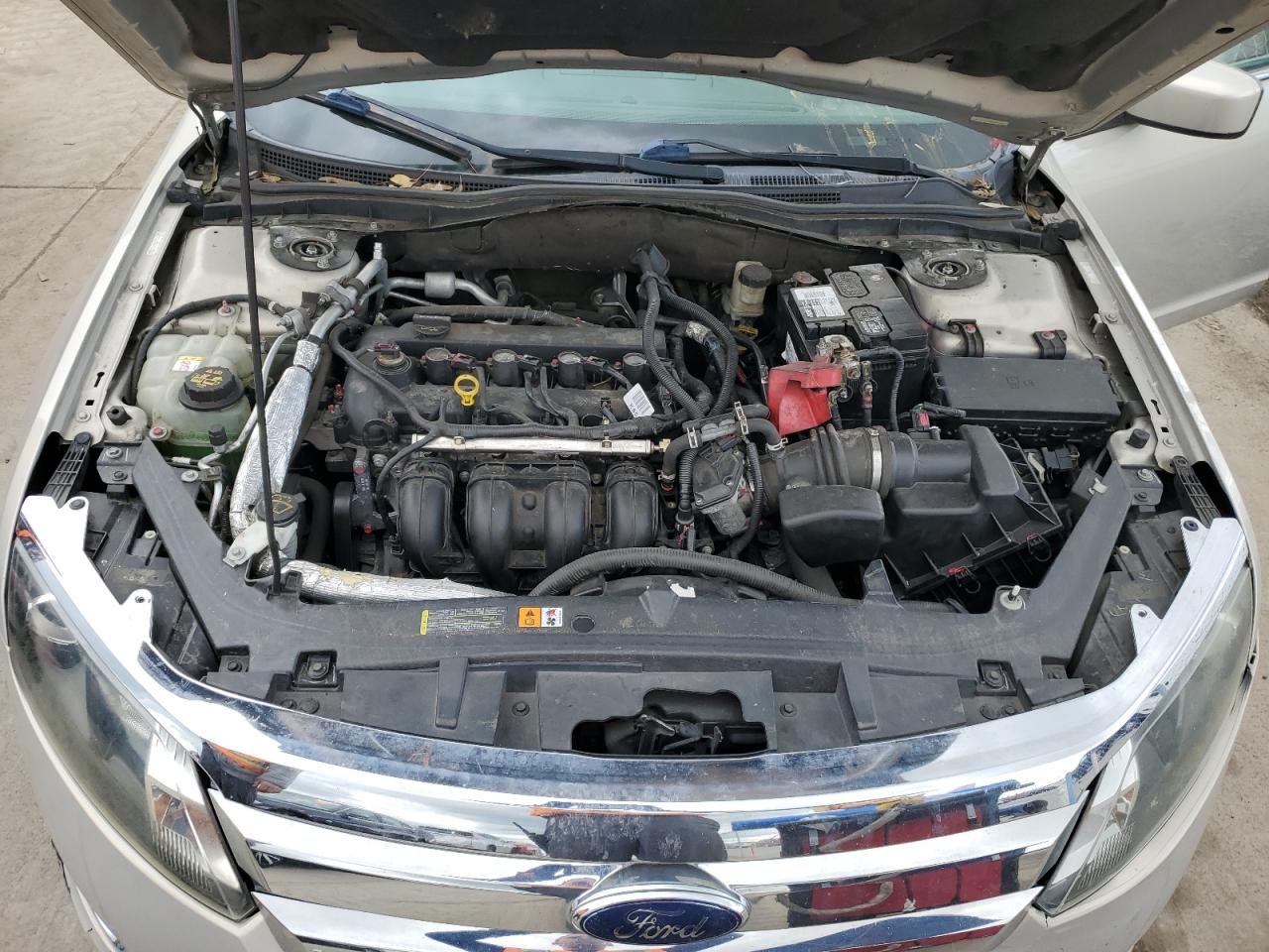 2010 Ford Fusion - Image 11