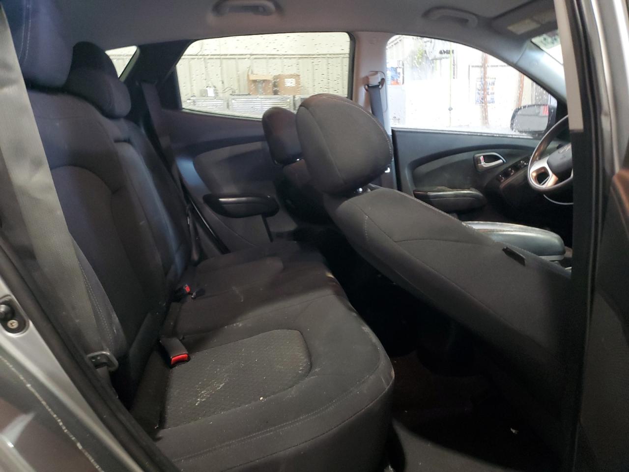 2013 Hyundai Tucson - Image 11