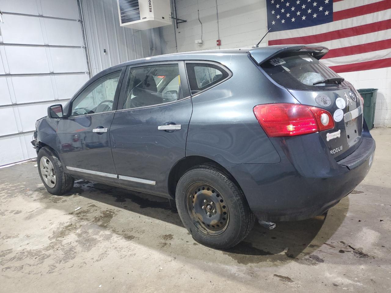 2013 Nissan Rogue - Image 2