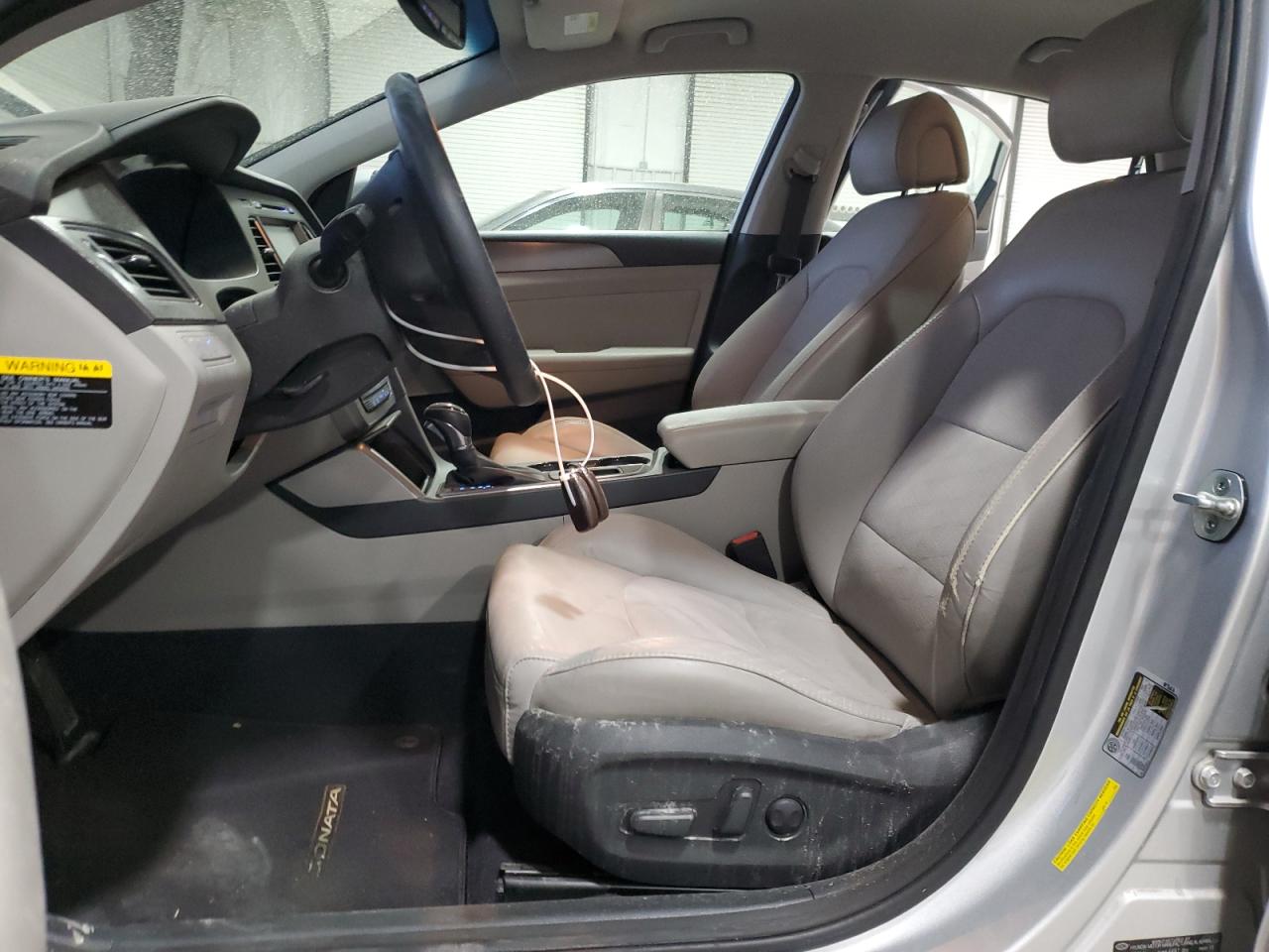 2015 Hyundai Sonata - Image 7