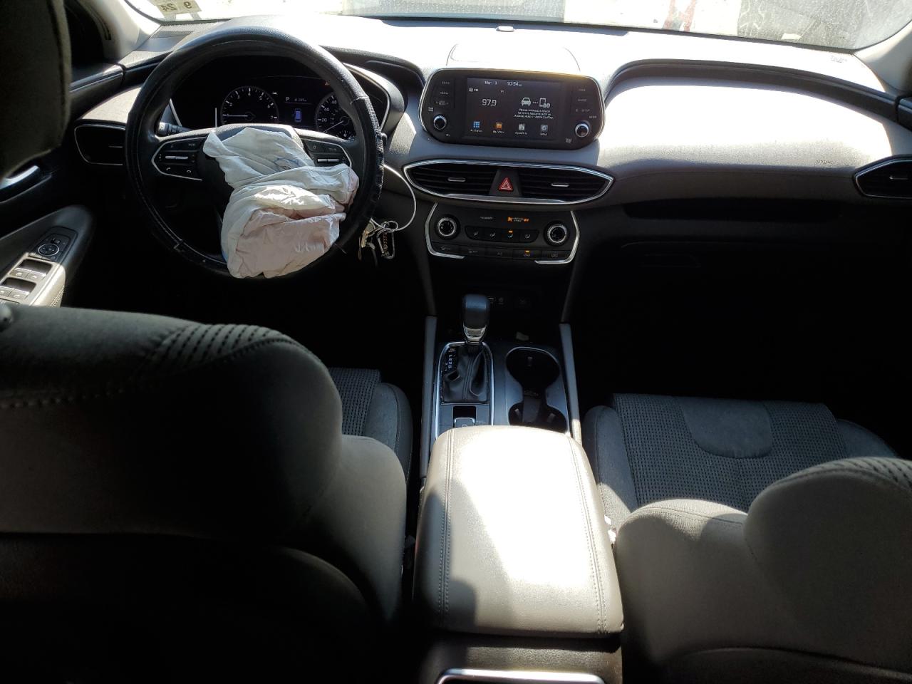 2019 Hyundai Santa Fe - Image 8