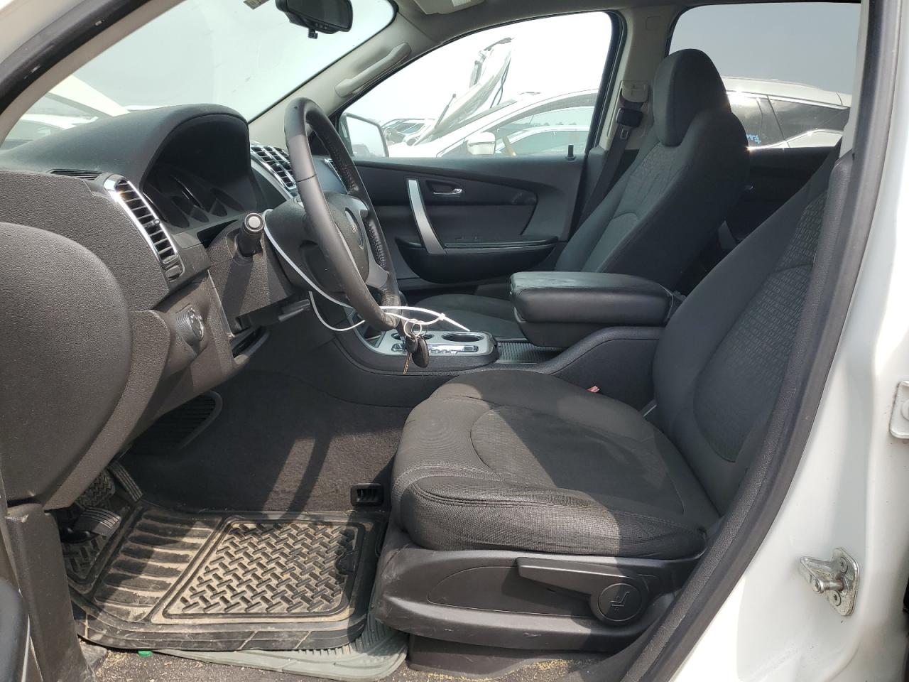 2011 GMC Acadia - Image 7