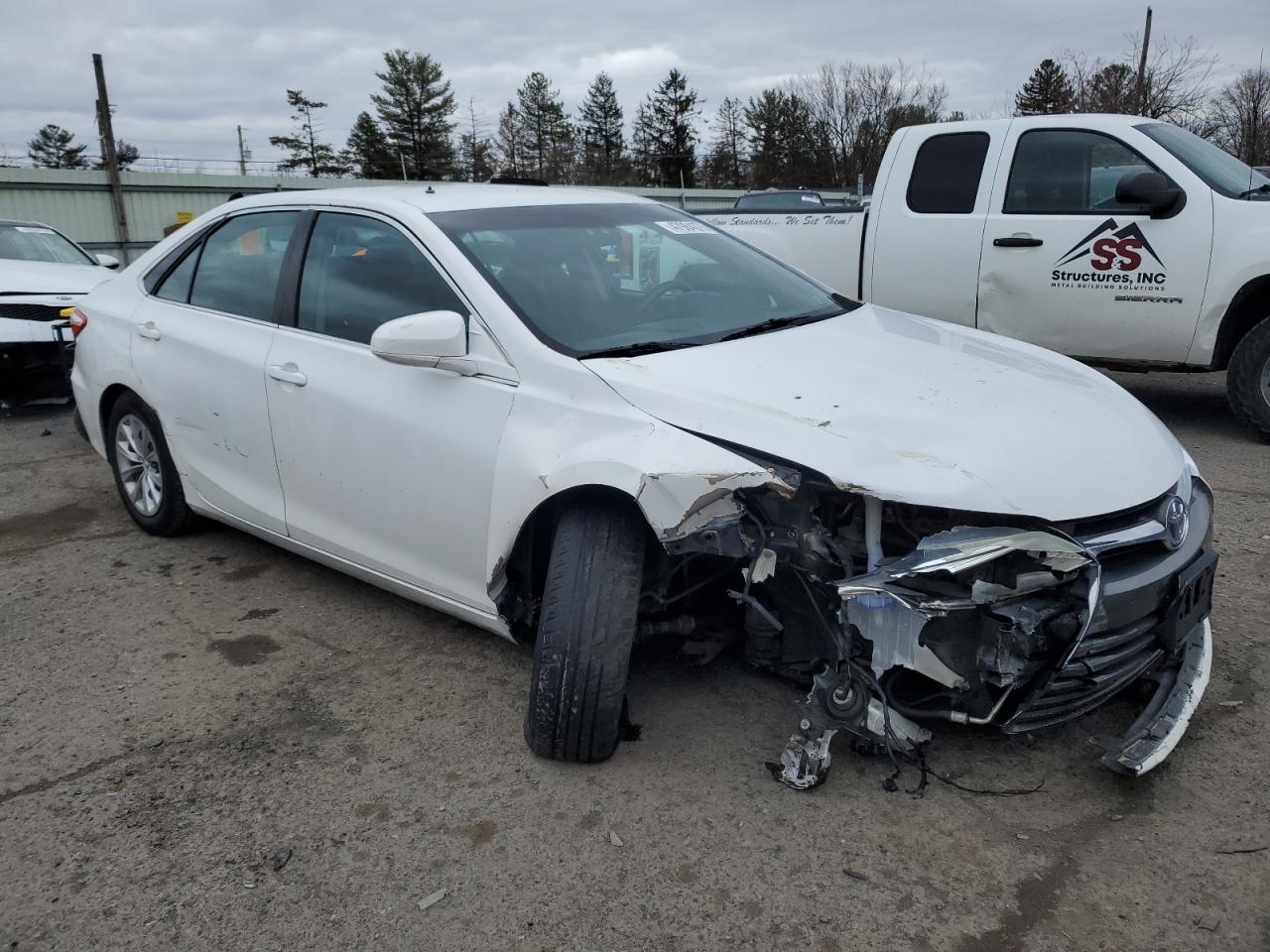 2015 Toyota Camry - Image 4