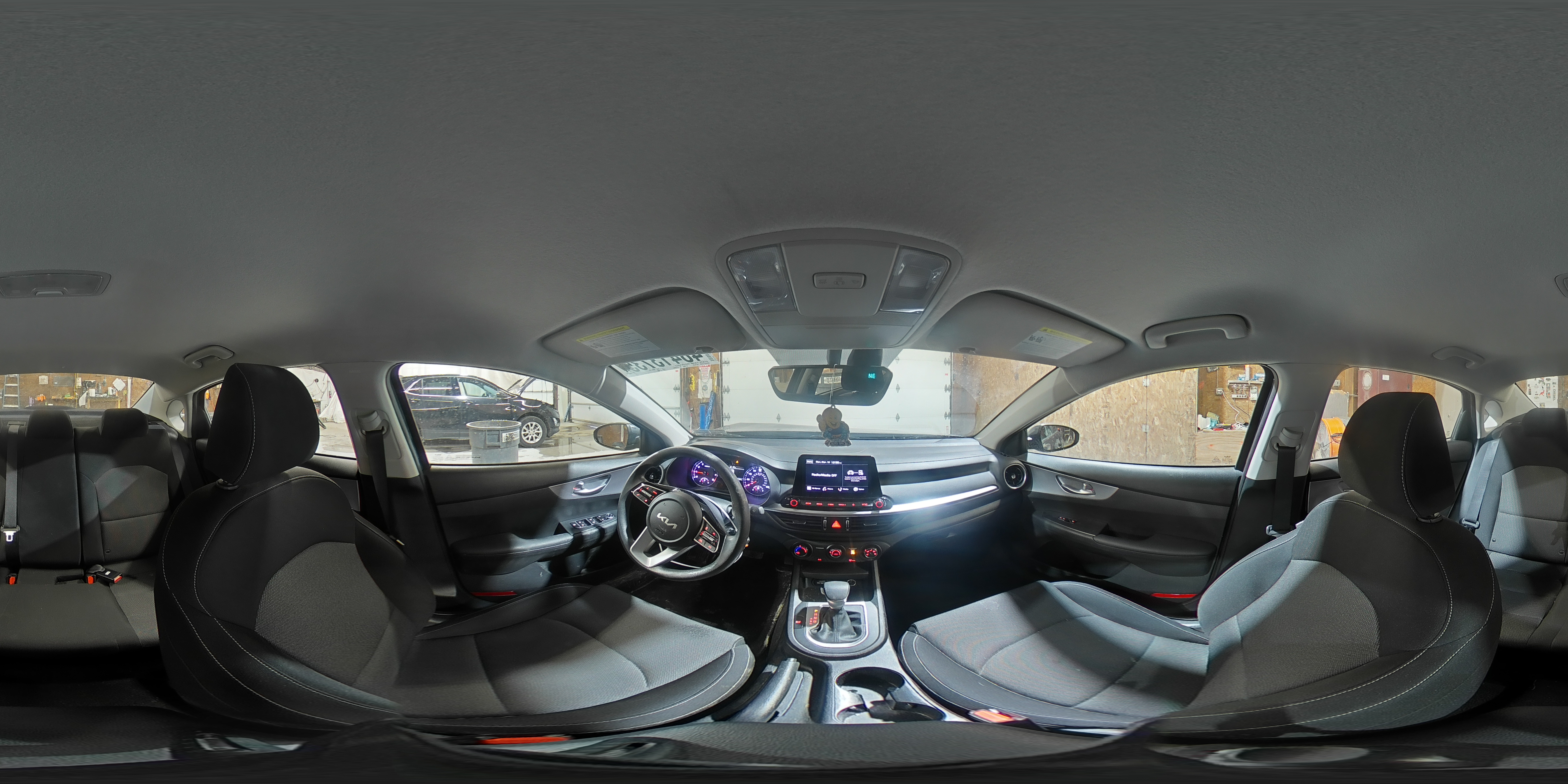 2023 Kia Forte - Image 14